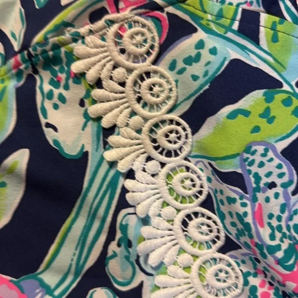 Lilly Pulitzer luxletic Fairway performance skort Bright navy sway  this way NWT - Picture 5 of 10
